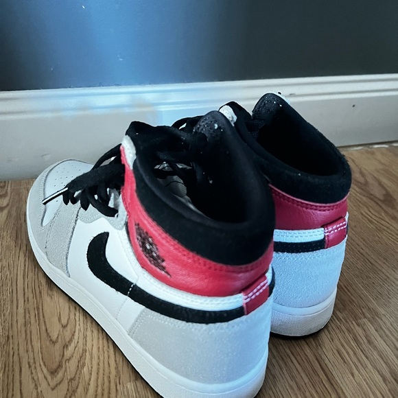 Smoke Grey 1s , great condition only wore a few times . Ready to negotiate - Picture 4 of 6